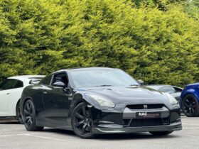 NISSAN GT-R 3.8 V6 BLACK EDITION AUTO 4WD EURO 4 2DR