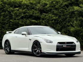 Nissan GT-R 3.8 V6 Black Edition Auto 4WD Euro 4 2dr