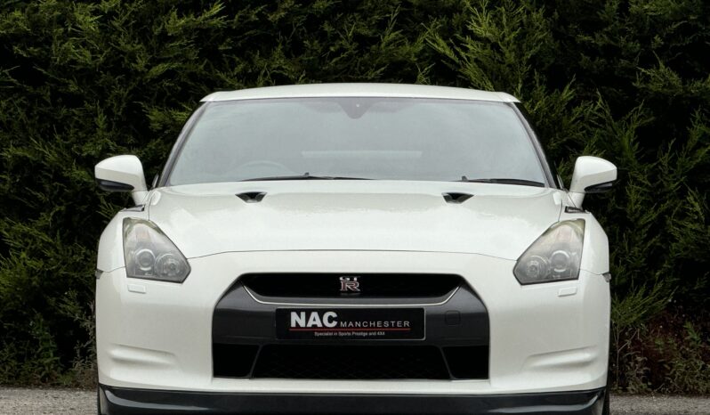 
								Nissan GT-R 3.8 V6 Black Edition Auto 4WD Euro 4 2dr full									