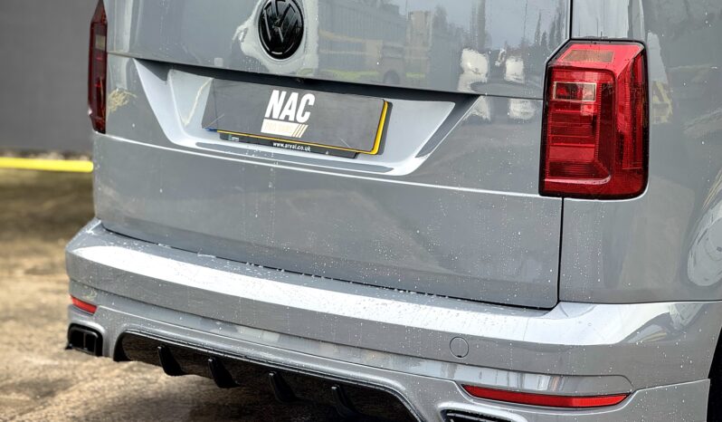 
								Volkswagen Caddy 2.0 TDi Highline DSG NAC R full									