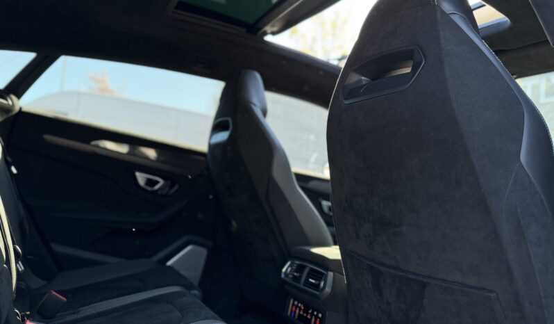 
								LAMBORGHINI URUS 4.0T FSI V8 Performante 5dr Auto full									