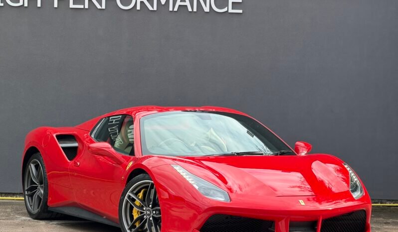 
								Ferrari 488 3.9 V8 Spider full									