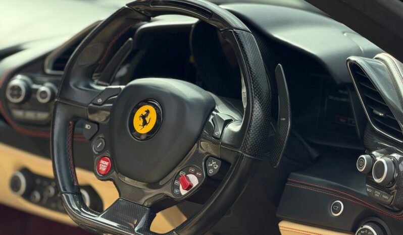 
								Ferrari 488 3.9 V8 Spider full									