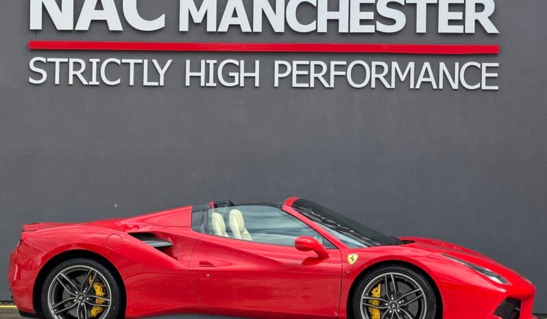 
								Ferrari 488 3.9 V8 Spider full									