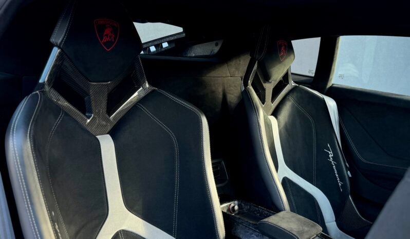 
								LAMBORGHINI HURACAN LP 640-4 Performante 2dr LDF full									